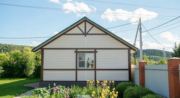 Сайдинг FINEBER STANDART белый. Отделка под брус.